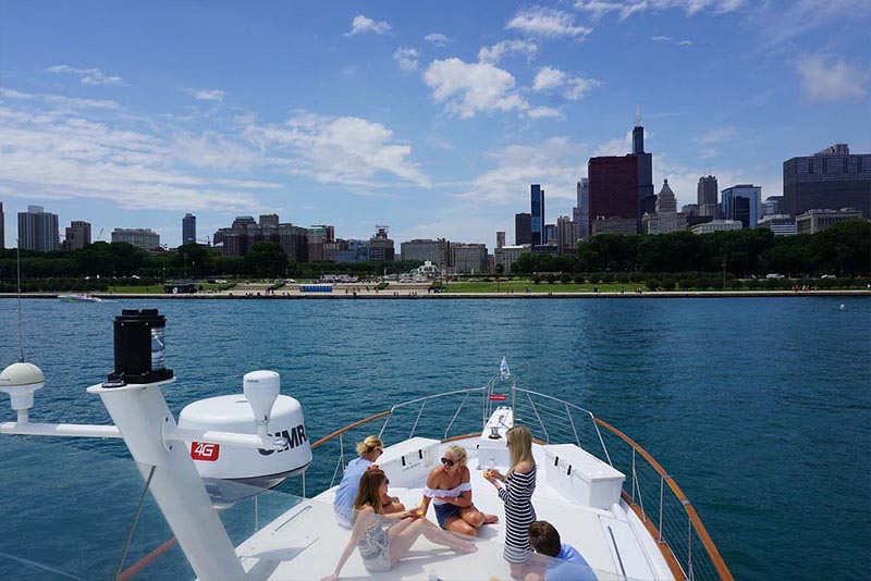 Lake Michigan Chicago yacht cruises