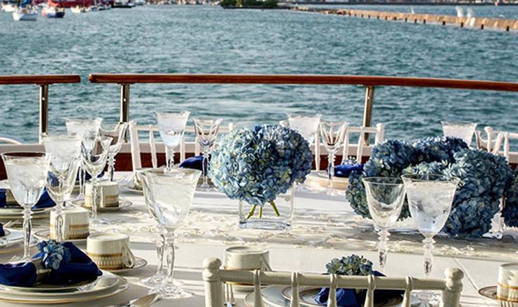 Pure Elegance Chicago yacht cruises